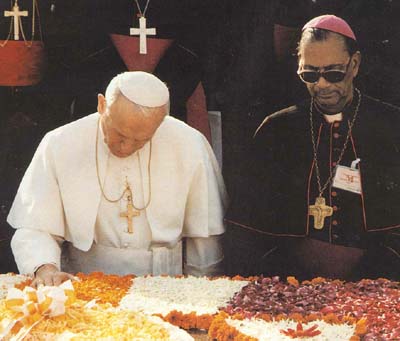 John Paul II - Ghandi